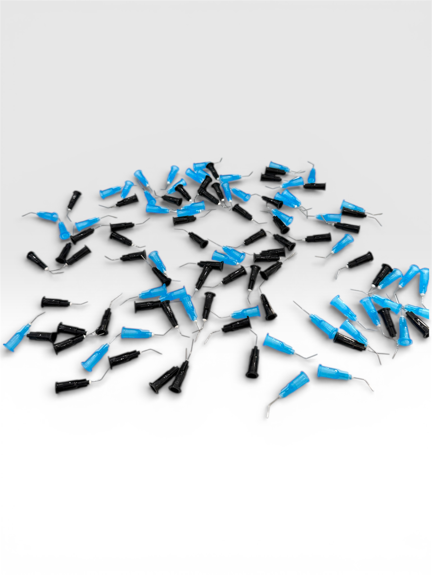 Dental Slim Pre-Bent Irrigation Needle Tip – Disposable (100 Pcs)